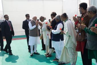 Shri Narendra Modi, Honourable Prime Miniester of India, is greeted by Shri Madhu Pandit Dasa, Chairman, Akshaya Patra